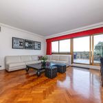 Rent 1 bedroom apartment of 100 m² in Paris