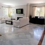 Alquilo 5 dormitorio casa de 320 m² en Nueva Andalucía