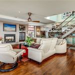 Rent 2 bedroom house of 261 m² in Long Beach