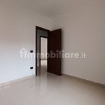 Affitto 4 camera appartamento di 180 m² in Palermo
