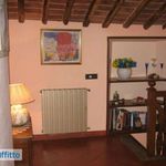 Rent 2 bedroom house of 80 m² in Cortona