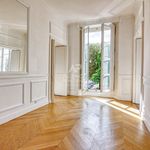 Rent 1 bedroom apartment of 138 m² in Versailles