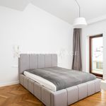 Rent 4 bedroom apartment of 105 m² in Kraków
