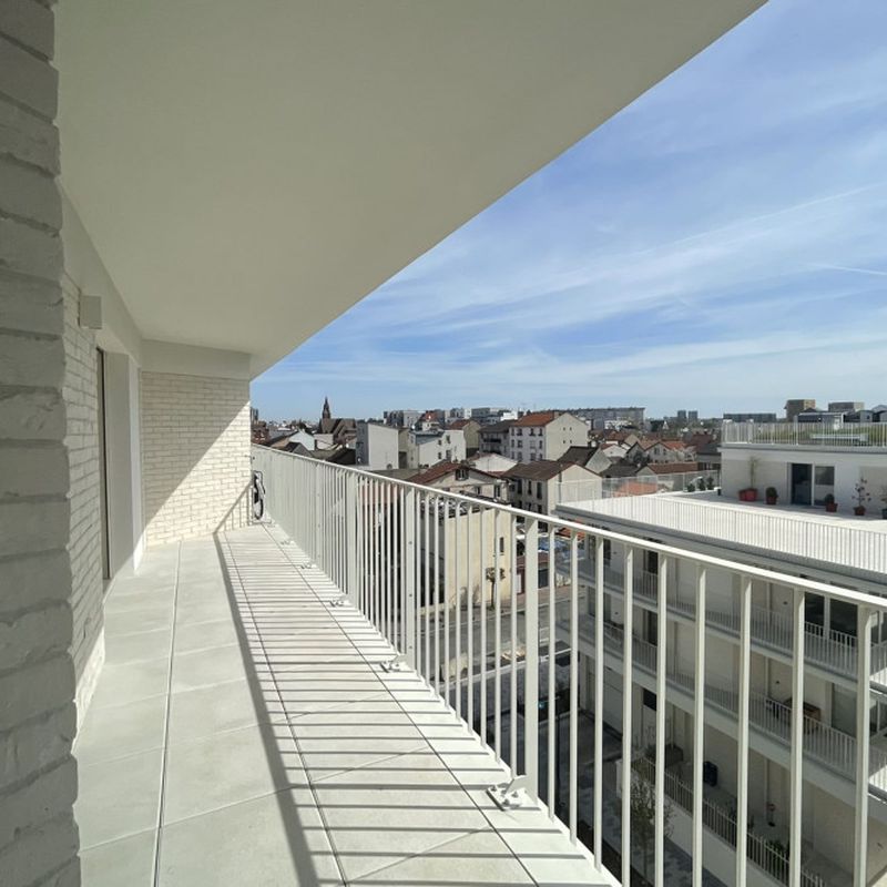 Bel appartement neuf 80m² avec terrasse et parking La Courneuve
