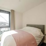 Rent 3 bedroom flat of 120 m² in Wembley