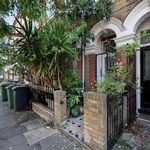 Rent 4 bedroom house of 189 m² in London