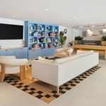 Rent 1 bedroom apartment of 95 m² in Long Beach