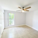 Rent 2 bedroom apartment of 891 m² in Miami