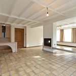 Huur 5 slaapkamer huis van 293 m² in Bilzen