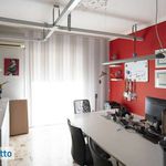Affitto 5 camera appartamento di 128 m² in Catania