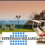 Rent 5 bedroom apartment of 156 m² in Naples