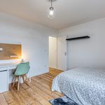 Appartement de 110 m² avec 5 chambre(s) en location à Lille