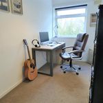 Rent 3 bedroom apartment in Hull