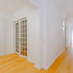 Rent 3 bedroom apartment of 121 m² in Lisbon