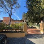 Affitto 5 camera appartamento di 450 m² in Sesto Fiorentino
