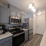 Rent 3 bedroom apartment of 106 m² in Everett