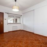 Rent 1 bedroom apartment of 46 m² in Lisbon