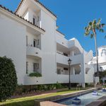 Rent 2 bedroom house of 90 m² in Marbella