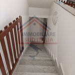 Affitto 3 camera casa di 420 m² in Giugliano in Campania