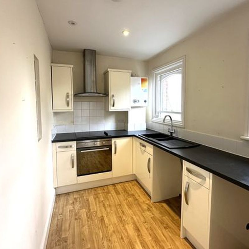Flat to rent in The Strand, Exmouth EX8
