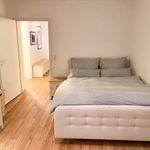 Miete 3 Schlafzimmer wohnung von 80 m² in Frankfurt am Main