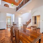 Rent 4 bedroom house of 464 m² in Colombo