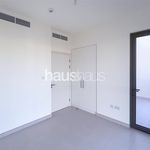 Rent 3 bedroom house of 144 m² in Dubai