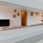 Rent 2 bedroom apartment of 85 m² in Oeiras
