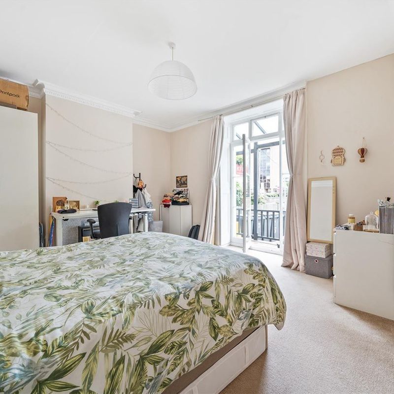 apartment for rent at Fassett Road, Kingston upon Thames