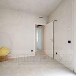 Rent 3 bedroom apartment of 88 m² in Seregno