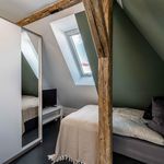 Miete 6 Schlafzimmer wohnung in Stuttgart