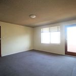 Rent 2 bedroom apartment in Carramar