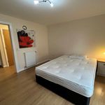 Rent 3 bedroom flat in Glasgow