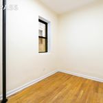 Rent 2 bedroom apartment of 44 m² in New York