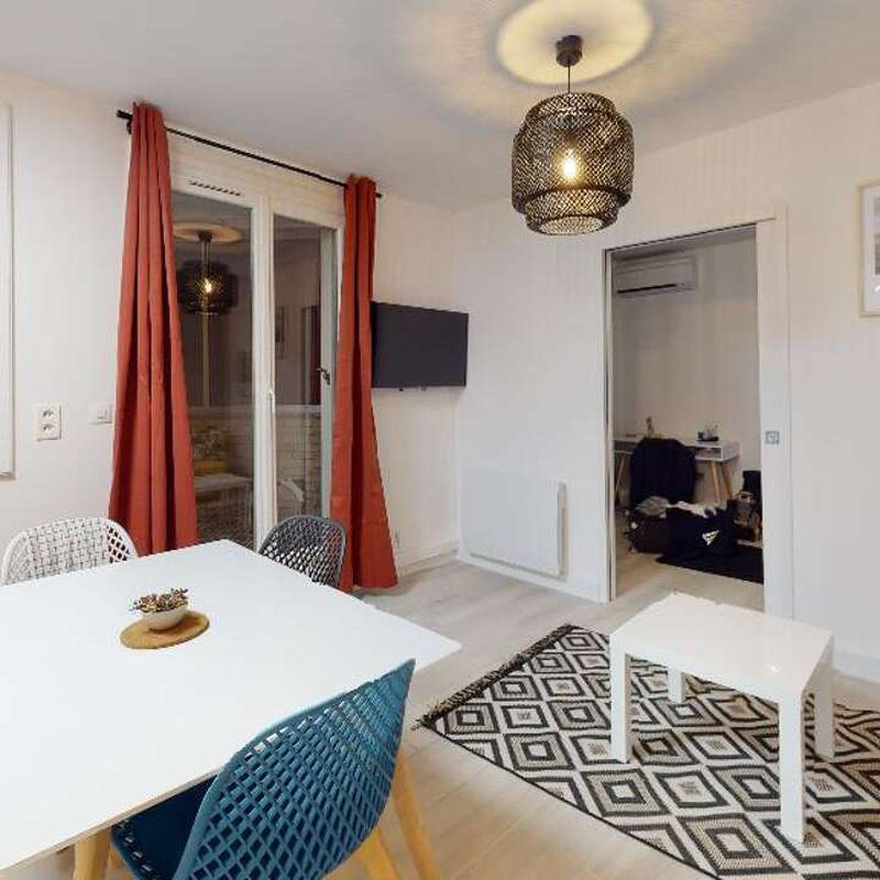 Location appartement 4 pièces 70 m² Montpellier (34070)