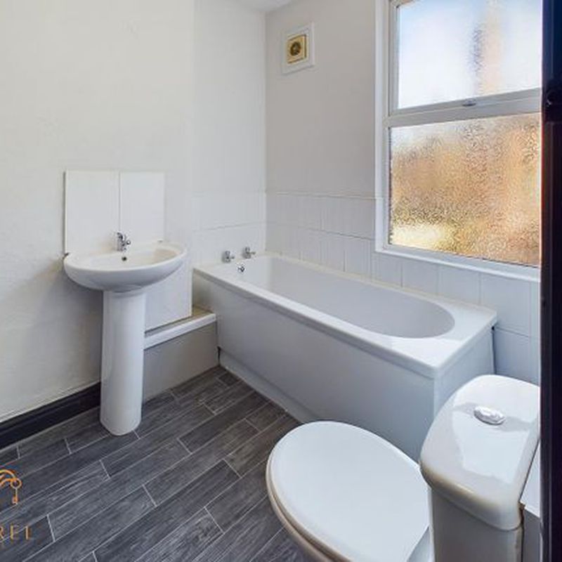 Property to rent in Lower York Street, Wakefield WF1