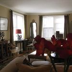Rent 1 bedroom apartment of 78 m² in Bronxville
