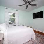 Rent 2 bedroom apartment of 98 m² in West Haven
