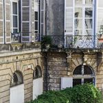 Rent 1 bedroom apartment of 70 m² in Bordeaux