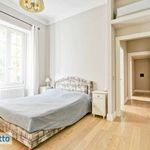 Rent 4 bedroom apartment of 190 m² in Roma