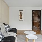 Rent 5 bedroom house of 135 m² in Länna