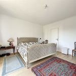 Huur 4 slaapkamer appartement van 220 m² in Bruxelles