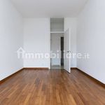 Affitto 3 camera appartamento di 110 m² in Saronno