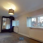 Rent 4 bedroom house in Chigwell