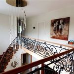 Rent 6 bedroom house of 350 m² in Beersel