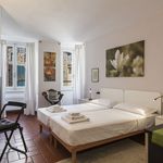 Rent 1 bedroom apartment of 45 m² in Florence