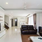 Rent 5 bedroom house of 417 m² in Phuket