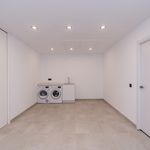 Alquilo 5 dormitorio casa de 321 m² en Estepona