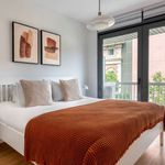 Rent 2 bedroom apartment of 121 m² in Barcelona