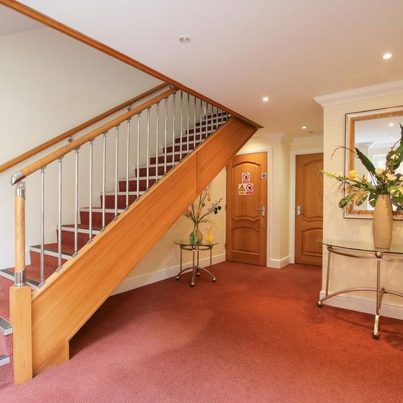 1 bedroom ground floor flat to rent Wokingham
